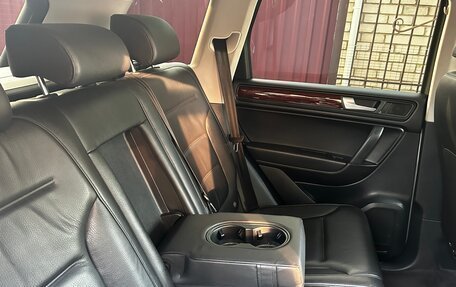Volkswagen Touareg III, 2010 год, 2 000 000 рублей, 9 фотография