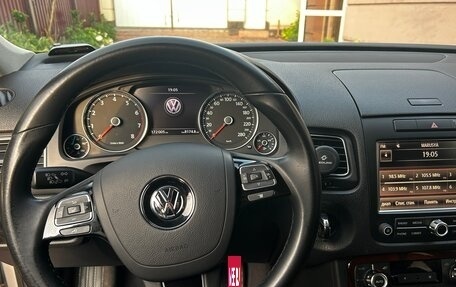 Volkswagen Touareg III, 2010 год, 2 000 000 рублей, 8 фотография