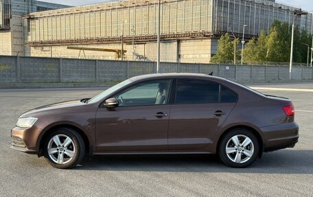 Volkswagen Jetta VI, 2015 год, 980 000 рублей, 2 фотография