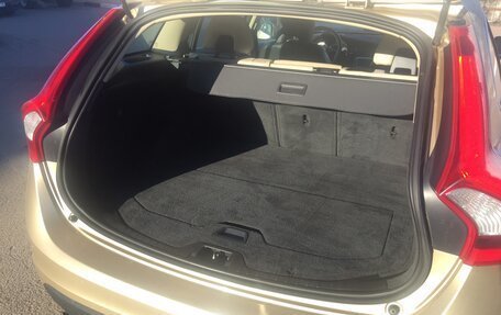 Volvo V60 I, 2012 год, 1 300 000 рублей, 4 фотография