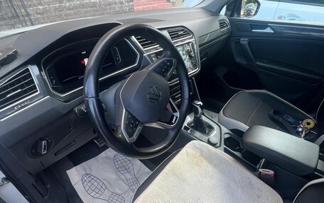 Volkswagen Tiguan II, 2021 год, 3 450 000 рублей, 6 фотография