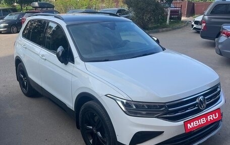 Volkswagen Tiguan II, 2021 год, 3 450 000 рублей, 2 фотография
