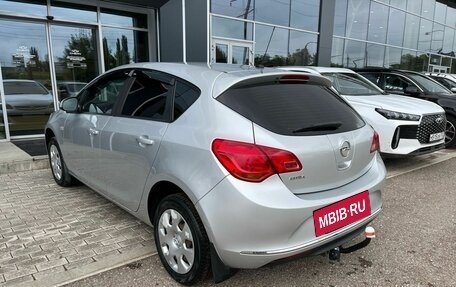 Opel Astra J, 2012 год, 750 000 рублей, 6 фотография