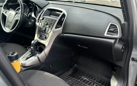 Opel Astra J, 2011 год, 780 000 рублей, 8 фотография