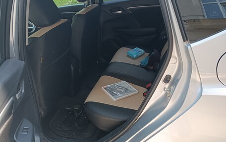 Honda Fit III, 2015 год, 1 300 000 рублей, 6 фотография