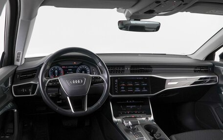 Audi A6, 2020 год, 3 390 000 рублей, 6 фотография