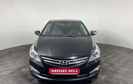 Hyundai Solaris II рестайлинг, 2015 год, 1 070 000 рублей, 2 фотография