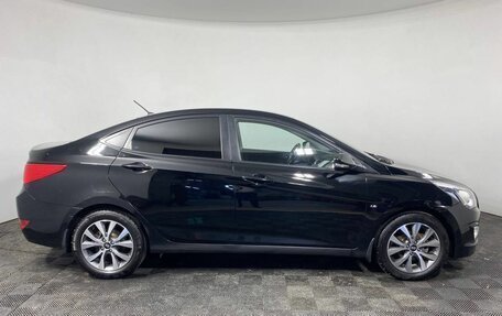Hyundai Solaris II рестайлинг, 2015 год, 1 070 000 рублей, 4 фотография