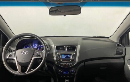 Hyundai Solaris II рестайлинг, 2015 год, 1 070 000 рублей, 15 фотография