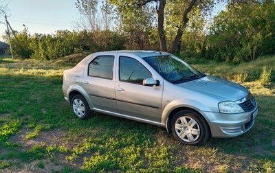 Renault Logan II, 2013 год, 700 000 рублей, 1 фотография