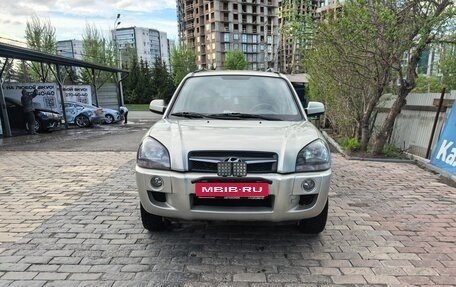 Hyundai Tucson III, 2008 год, 800 000 рублей, 1 фотография