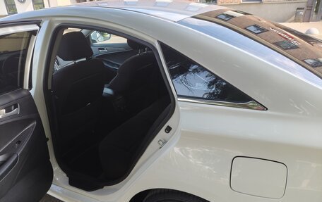 Hyundai Sonata VI, 2010 год, 1 245 000 рублей, 23 фотография