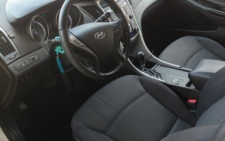 Hyundai Sonata VI, 2010 год, 1 245 000 рублей, 25 фотография