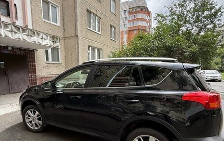 Toyota RAV4, 2015 год, 3 500 000 рублей, 3 фотография