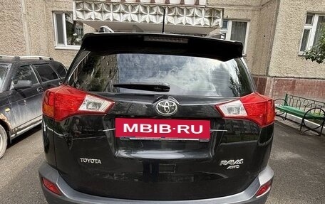 Toyota RAV4, 2015 год, 3 500 000 рублей, 4 фотография