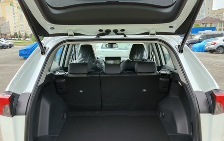 Toyota RAV4, 2024 год, 3 750 000 рублей, 11 фотография