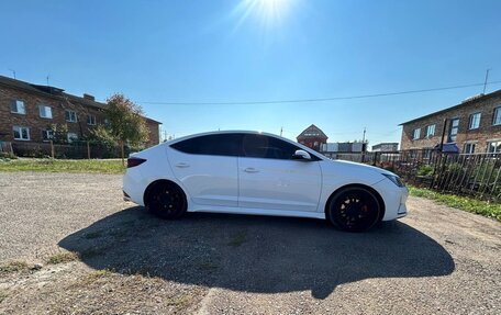 Hyundai Elantra VI рестайлинг, 2019 год, 1 860 000 рублей, 9 фотография