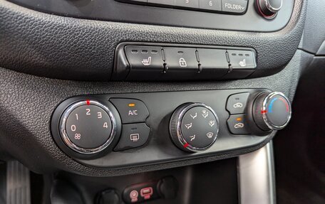 KIA cee'd III, 2015 год, 1 285 000 рублей, 28 фотография