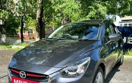 Mazda Demio IV, 2014 год, 830 000 рублей, 3 фотография