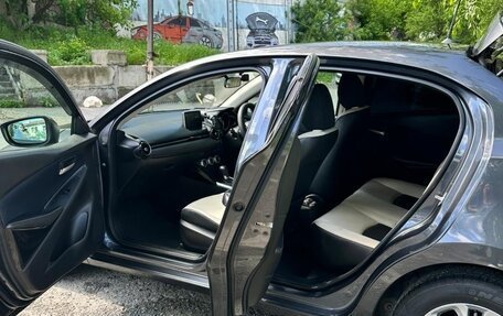 Mazda Demio IV, 2014 год, 830 000 рублей, 30 фотография