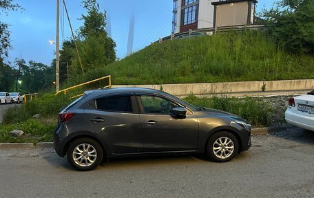Mazda Demio IV, 2014 год, 830 000 рублей, 33 фотография