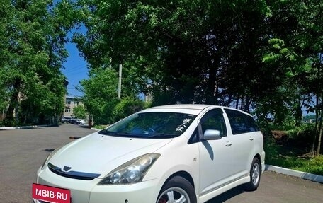 Toyota Wish II, 2005 год, 898 000 рублей, 5 фотография