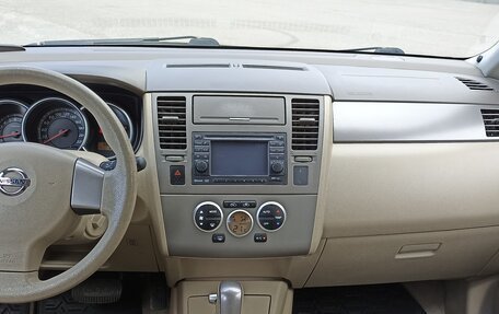 Nissan Tiida, 2010 год, 800 000 рублей, 10 фотография