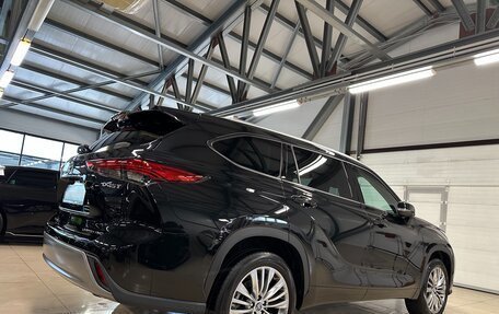 Toyota Highlander, 2025 год, 5 399 000 рублей, 17 фотография