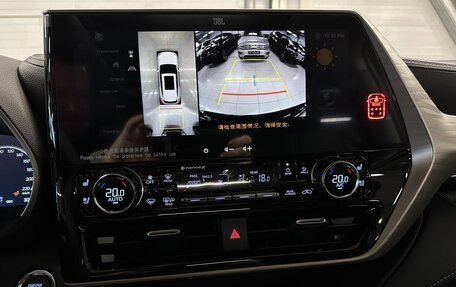 Toyota Highlander, 2025 год, 5 399 000 рублей, 35 фотография