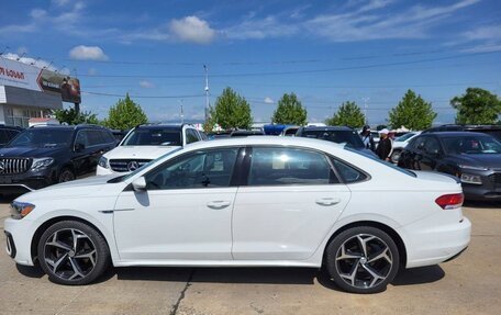 Volkswagen Passat B8 рестайлинг, 2020 год, 2 050 000 рублей, 3 фотография