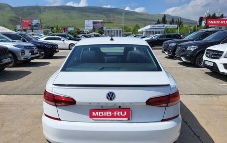 Volkswagen Passat B8 рестайлинг, 2020 год, 2 050 000 рублей, 2 фотография