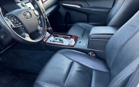 Toyota Camry, 2014 год, 2 350 000 рублей, 7 фотография