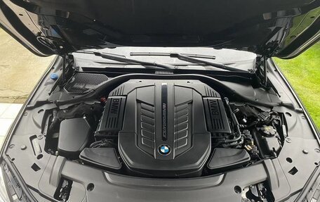 BMW 7 серия, 2018 год, 3 190 000 рублей, 7 фотография
