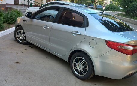 KIA Rio III рестайлинг, 2012 год, 860 000 рублей, 1 фотография
