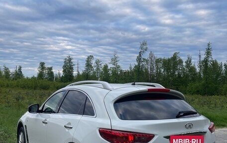 Infiniti FX II, 2012 год, 2 200 000 рублей, 4 фотография