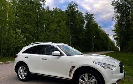 Infiniti FX II, 2012 год, 2 200 000 рублей, 7 фотография
