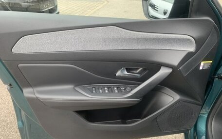 Peugeot 308, 2022 год, 2 420 000 рублей, 10 фотография