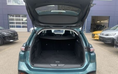 Peugeot 308, 2022 год, 2 420 000 рублей, 11 фотография