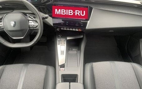 Peugeot 308, 2022 год, 2 420 000 рублей, 6 фотография