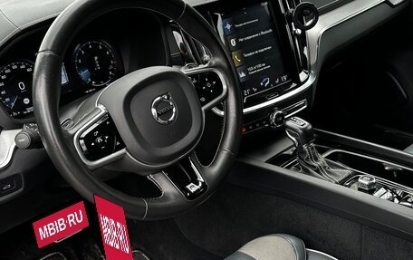 Volvo V60 II, 2020 год, 3 200 000 рублей, 9 фотография