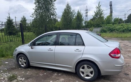 Nissan Tiida, 2010 год, 800 000 рублей, 3 фотография