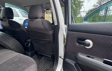 Nissan Tiida, 2010 год, 800 000 рублей, 13 фотография