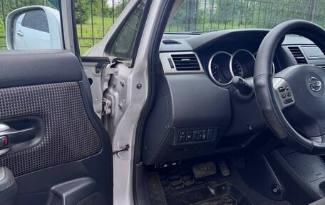 Nissan Tiida, 2010 год, 800 000 рублей, 14 фотография
