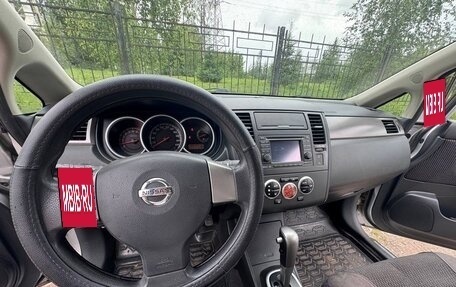 Nissan Tiida, 2010 год, 800 000 рублей, 17 фотография