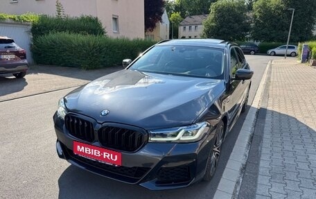 BMW 5 серия, 2022 год, 4 000 000 рублей, 1 фотография