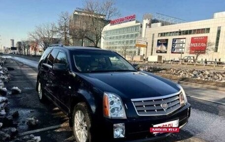 Cadillac SRX II рестайлинг, 2005 год, 800 000 рублей, 2 фотография
