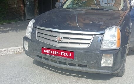 Cadillac SRX II рестайлинг, 2005 год, 800 000 рублей, 3 фотография