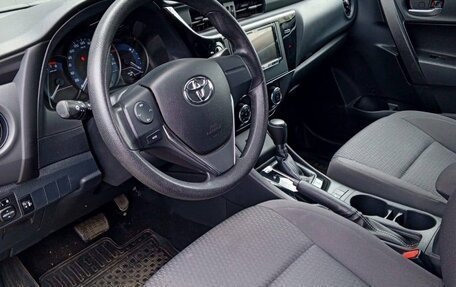 Toyota Corolla, 2018 год, 1 800 000 рублей, 4 фотография