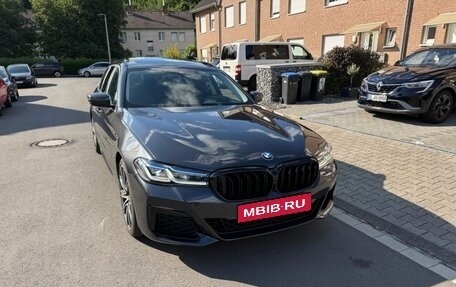 BMW 5 серия, 2022 год, 4 000 000 рублей, 3 фотография