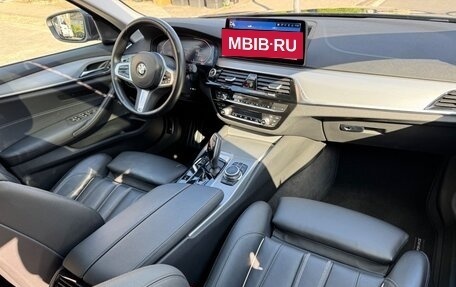 BMW 5 серия, 2022 год, 4 000 000 рублей, 11 фотография